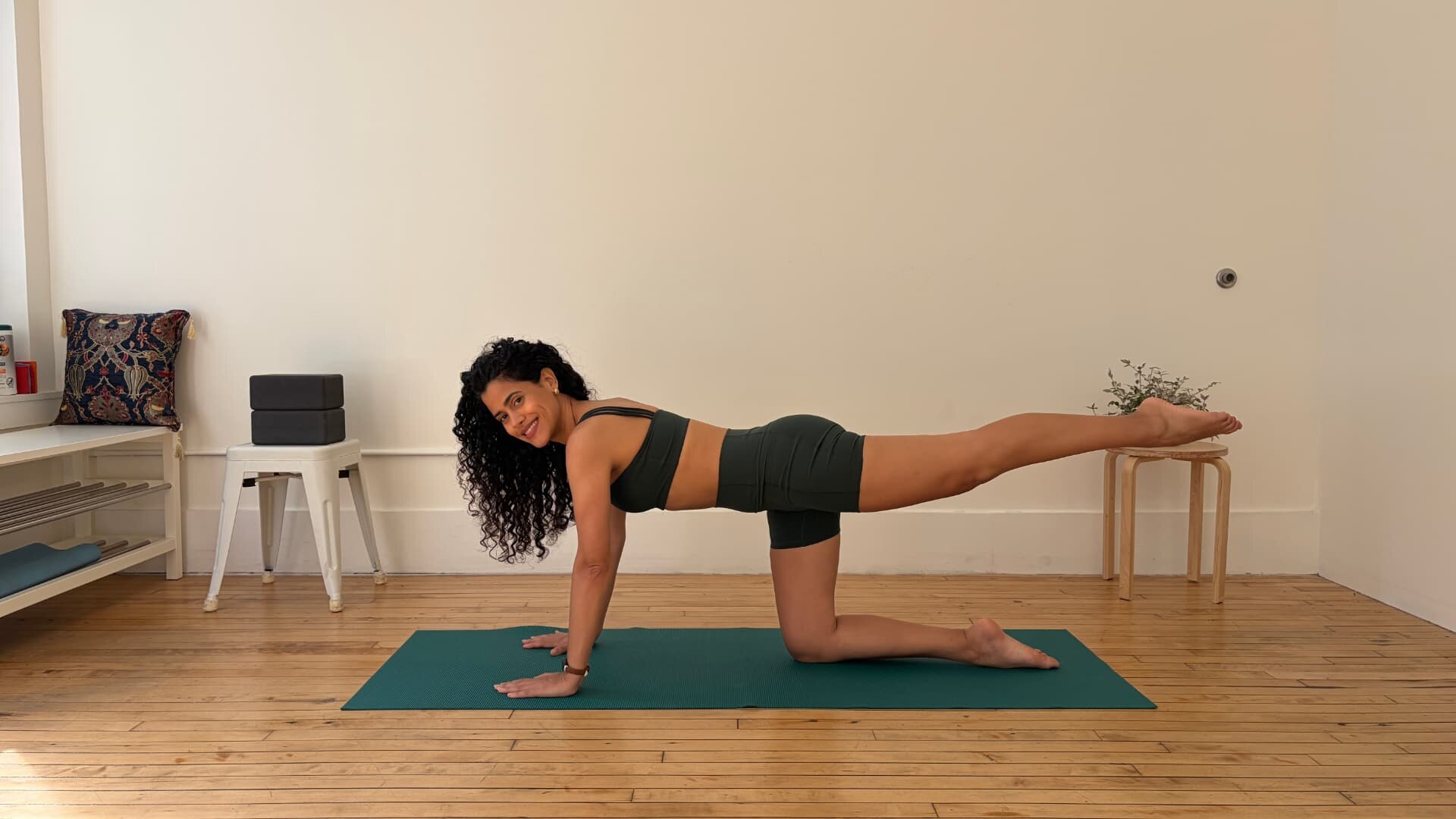 Sara Morais practising movement in the Elevar studio